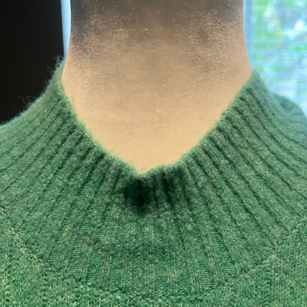 Teal J. Crew Turquoise Cable Knit Women's turtleneck . Size M